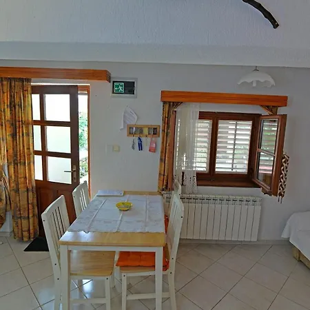 Apartamento With A Parking Space Veli Losinj, Losinj - 21185 *