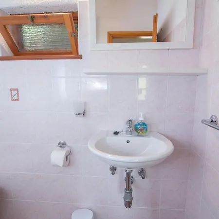 Apartamento With A Parking Space Veli Losinj, Losinj - 21185 *