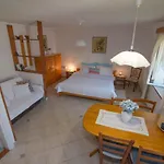 With Parking Space Veli Losinj, Losinj - 21185 Appartement Veli Lošinj