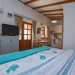 With Parking Space Veli Losinj, Losinj - 21185 Appartement
