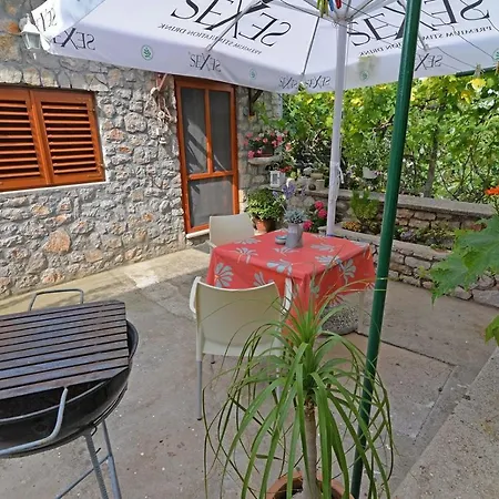 Apartmán With Parking Space Veli Losinj, Losinj - 21185 *