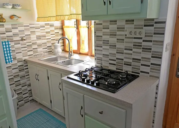 Apartman With Parking Space Veli Losinj, Losinj - 21185 Veli Lošinj