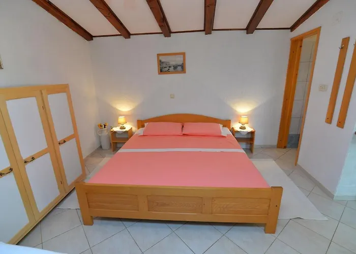 With Parking Space Veli Losinj, Losinj - 21185 Apartman *