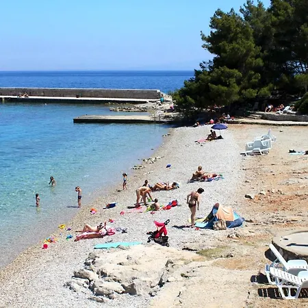 With Parking Space Veli Losinj, Losinj - 21185 Apartment *